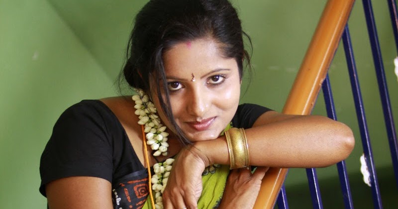 Hot Aunties Gallery Actress Pictures Gallery Wallappers: South Indian B