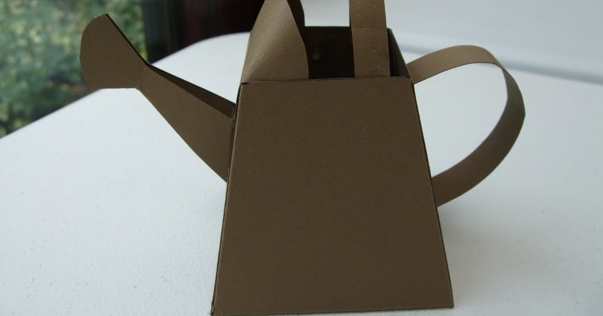 MaKing Papercrafts 3D Watering Can