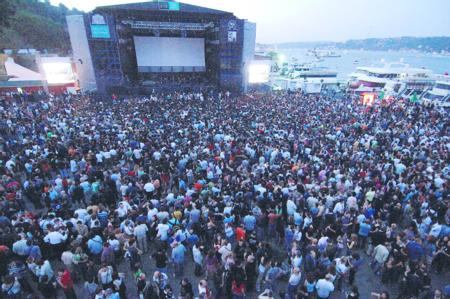 cekme kaset istanbul da 2000 lerin en guzel konserleri
