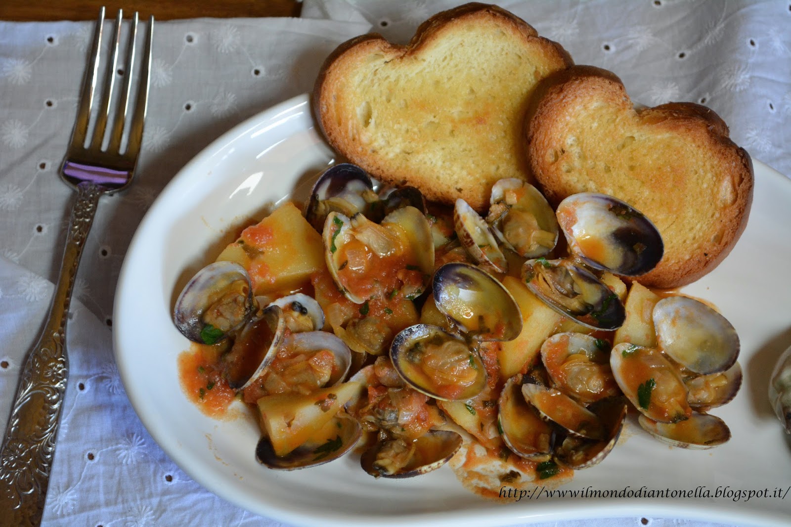 Il Bellissimo Mondo Di Antonella Decorating Zuppa di vongole e patate
