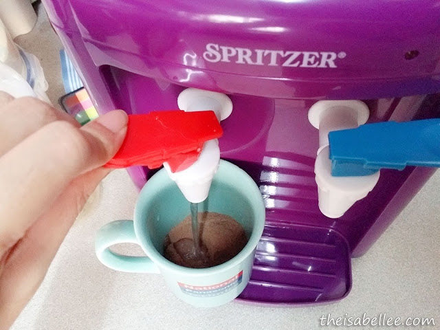 Using the hot water tap of Spritzer Hot & Warm Mini Dispenser