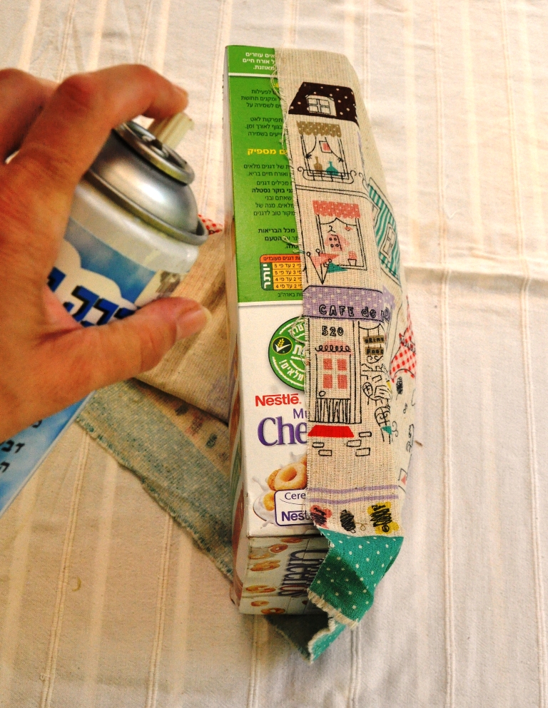 A Cereal Box Turned Magazine Holder Tutorial