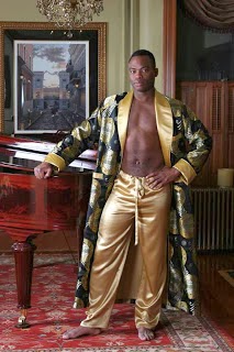 100 % Silk Robe for Men - Royal Black and Gold with Tao Symbol - Scroll down to see