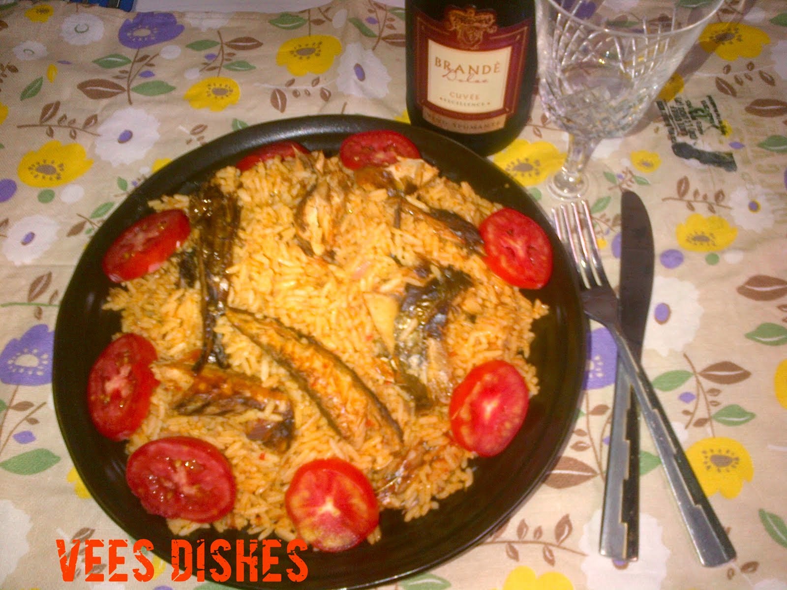VEES DISHES BLOG NIGERIAN SMOKED FISH JOLLOF RICE