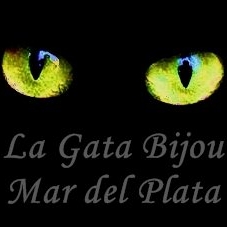 LA GATA BIJOU