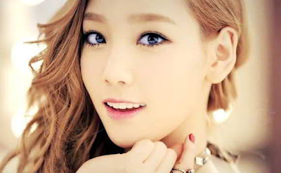 TAEYEON DE SNSD ENTRA EN SHOCK AL ENTERARSE QUE SULLY LA ELIGIO COMO LA