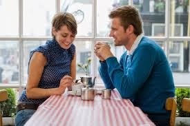 Confusión en la cafetería. Chistes varios