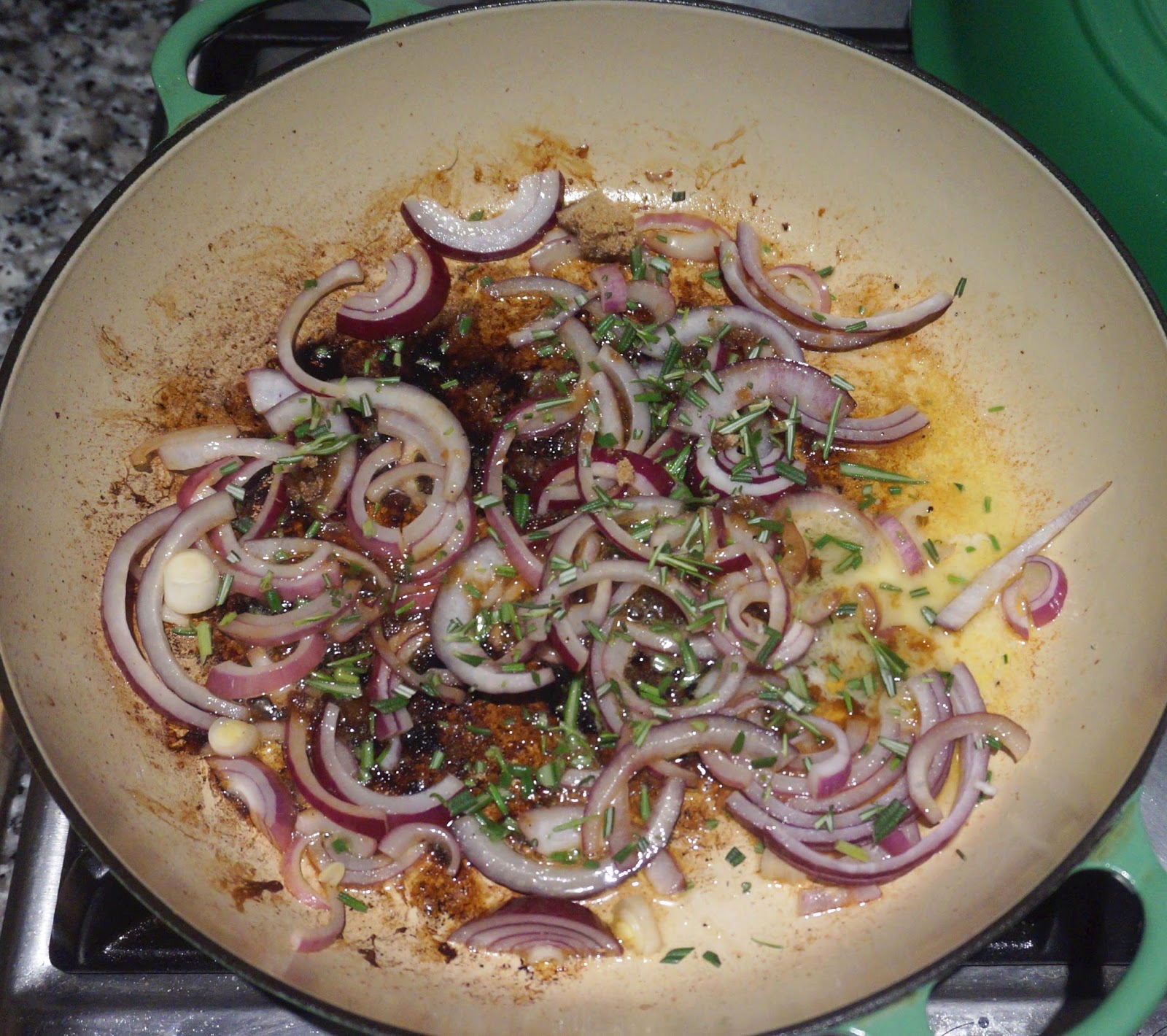 megmade Gordon Ramsay's Sausage & Caramelised Onion Hot Pot