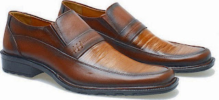  Sepatu Pantofel Coklat Kehitaman BDR 132 KS
