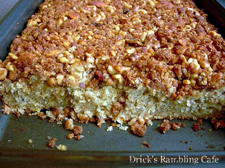banana crumb cake