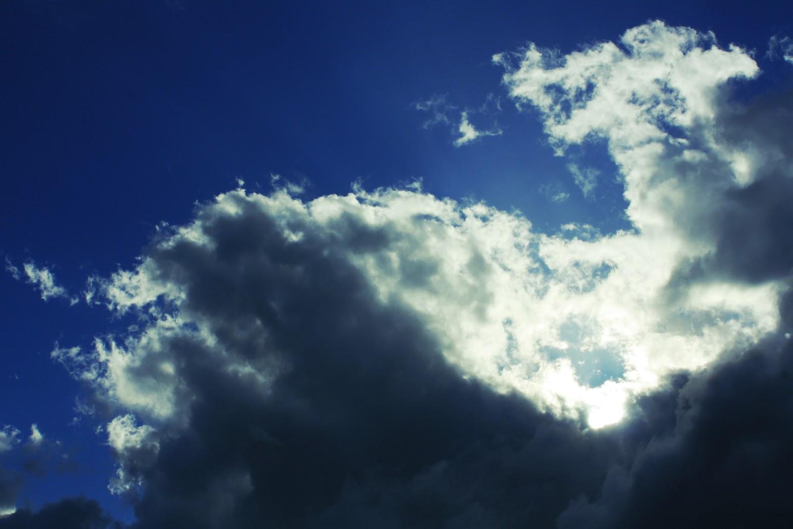 9 FREE Cloud Textures ibjennyjenny photography and free resources