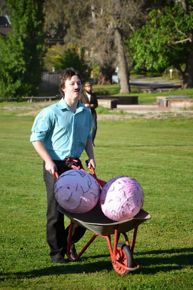 30 Most Inspired Costumes of 2014 Introspective World