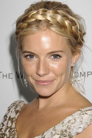 2011 prom hairstyles half up hairstyles for prom 2011 half up half. 2011 prom hairstyles half up