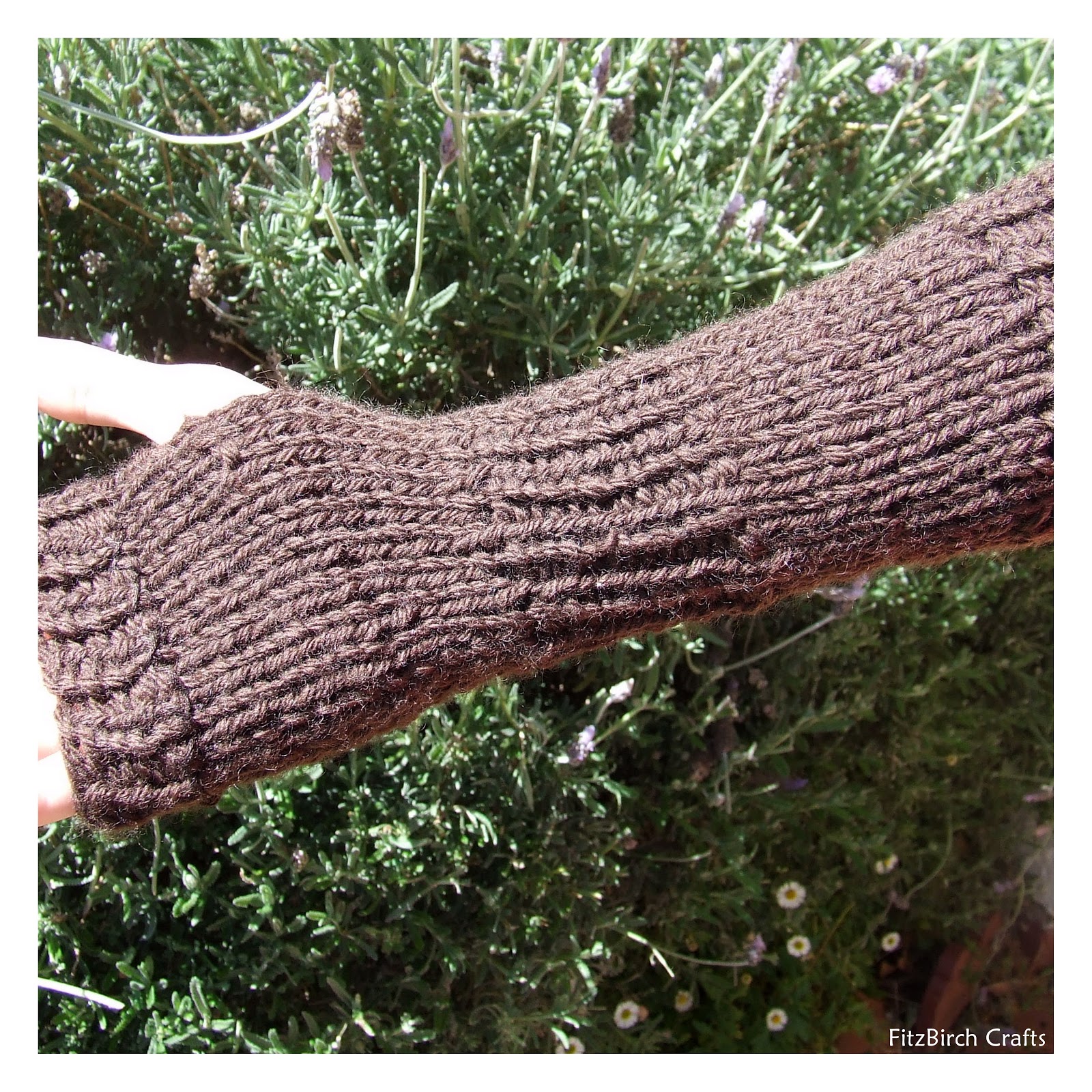 FitzBirch Crafts: Legend of Zelda Loom Knit Link Gauntlets ...