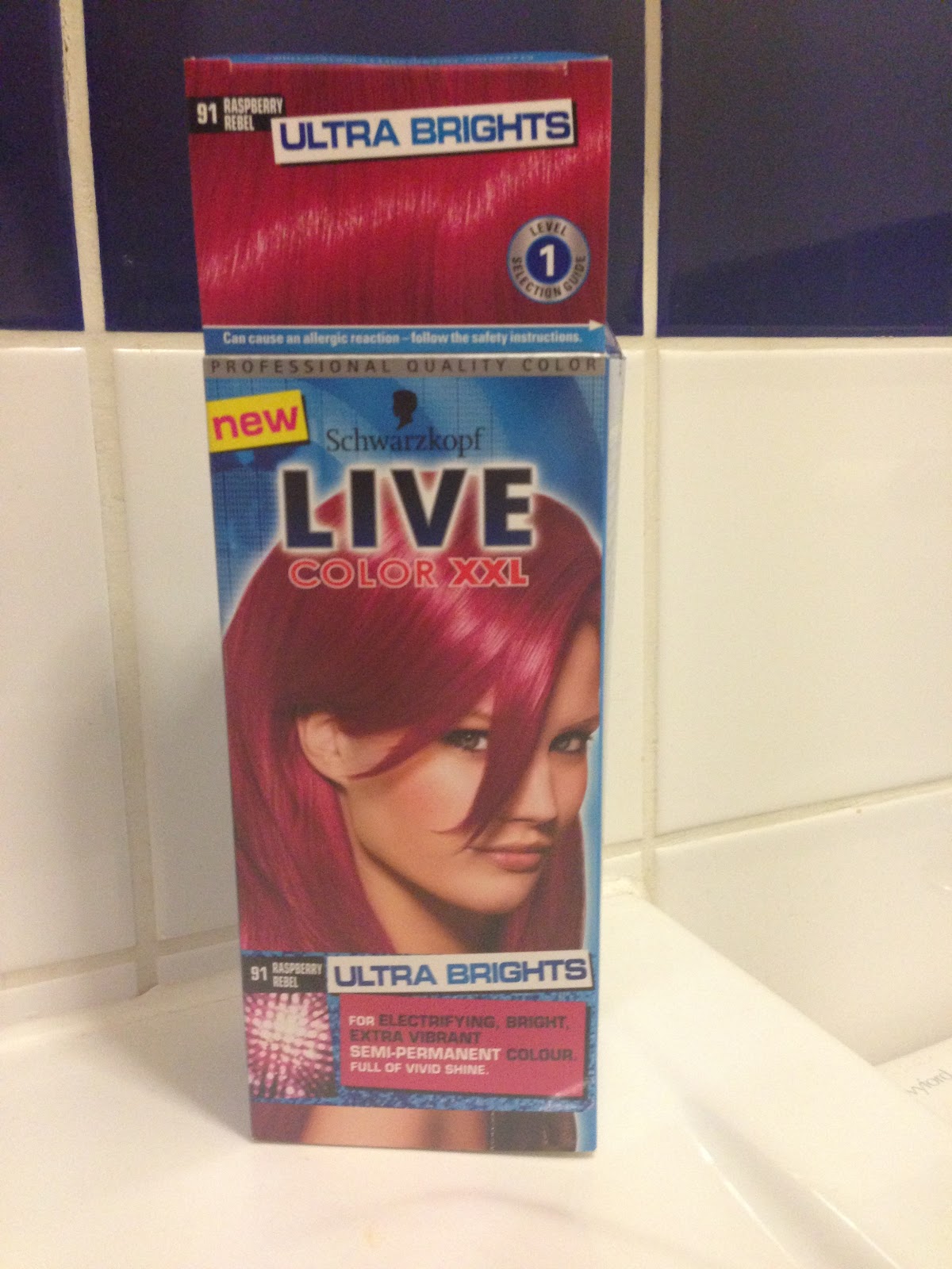 REVIEW Schwarzkopf Live Color XXL Ultra Brights in Raspberry Rebel