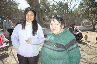 FLOR Y SU ABU NORA 17-08-13