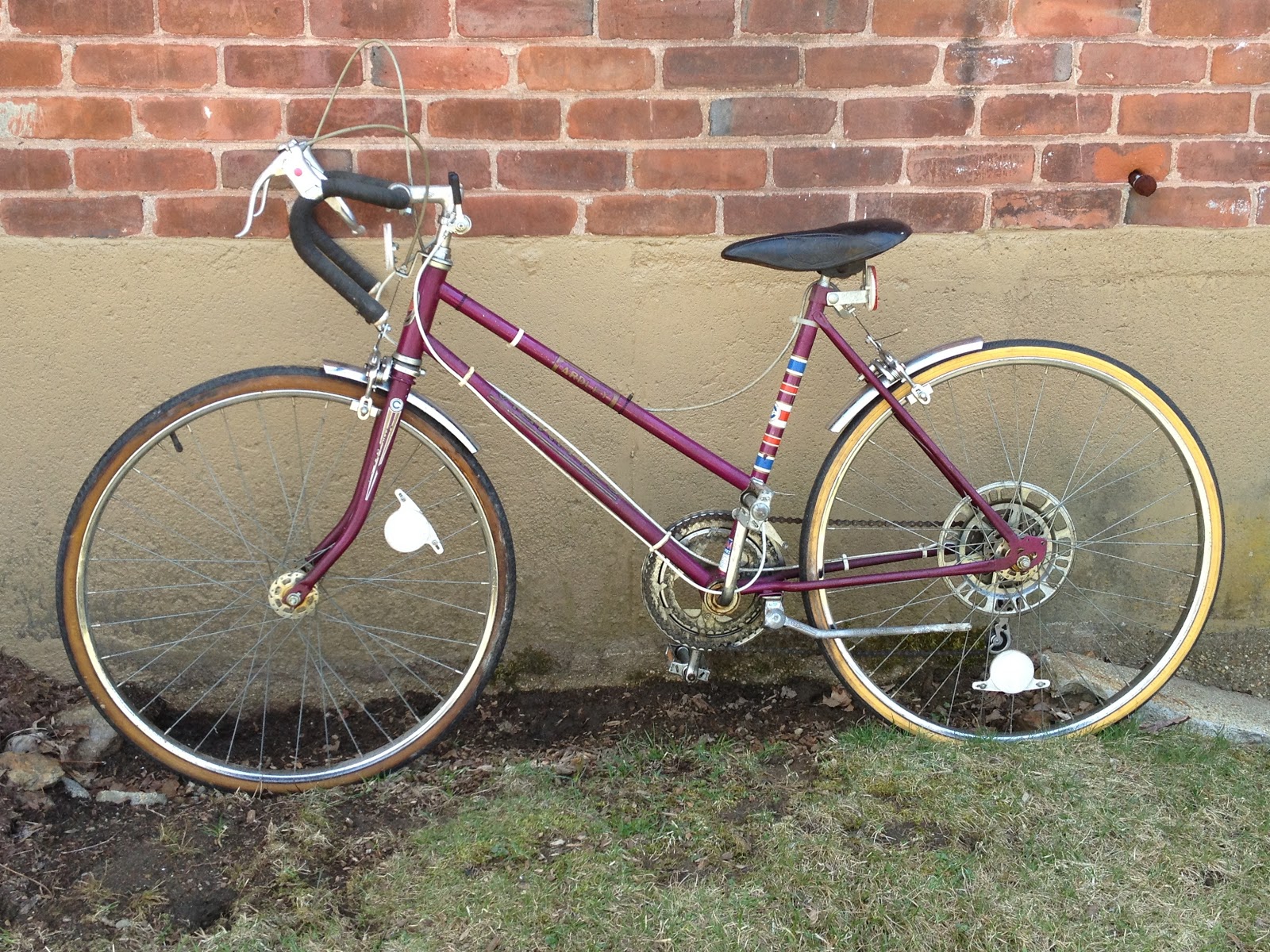 columbia 10 speed bike