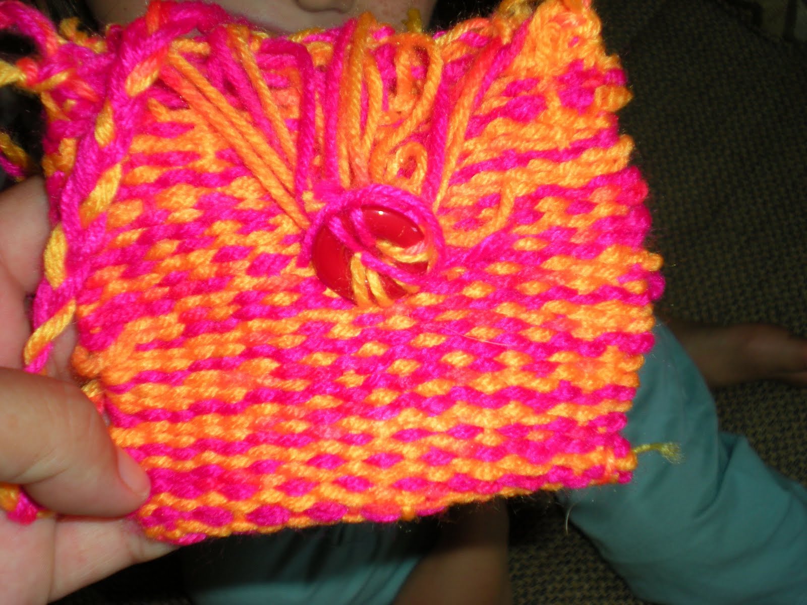 Sippy Cup Central Weaving Loom Purse