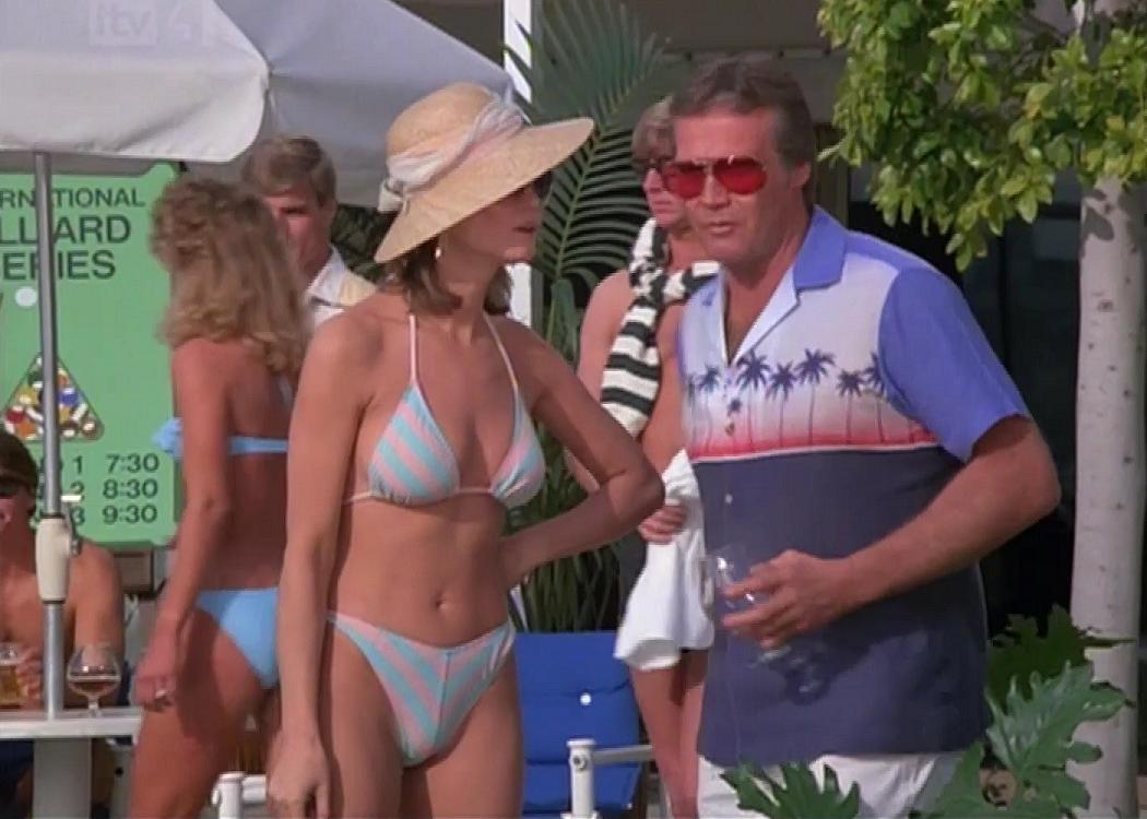 heather thomas and markie post bikini clip. in french. ditto. 