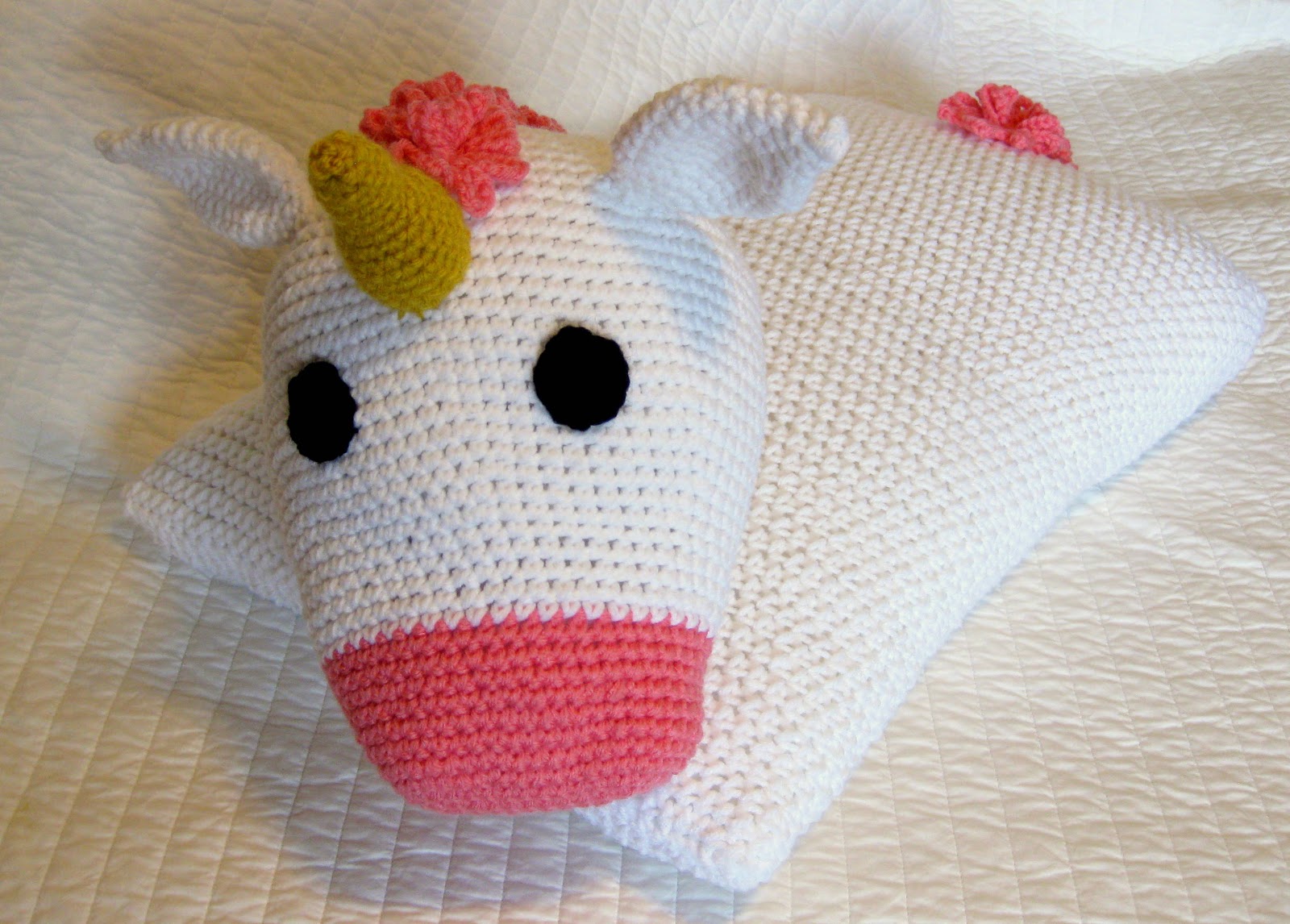All Things Bright And Beautiful: Crochet Pillow Pet