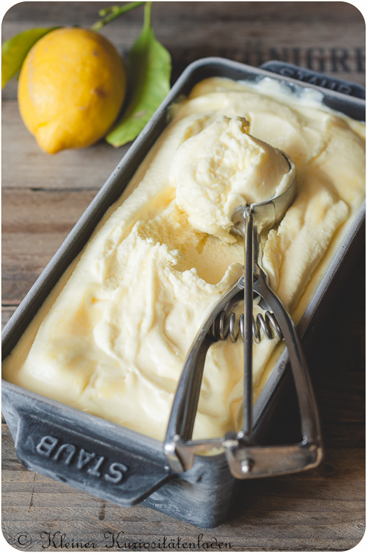 Limoncello Eis mit Lemon Curd Swirl 