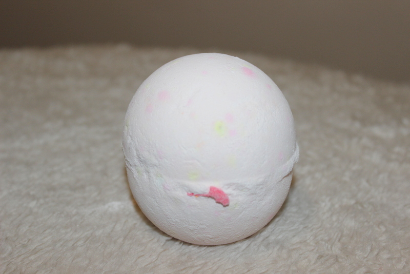 Pooches and Cream Dragon's Egg Bath Bomb from LUSH