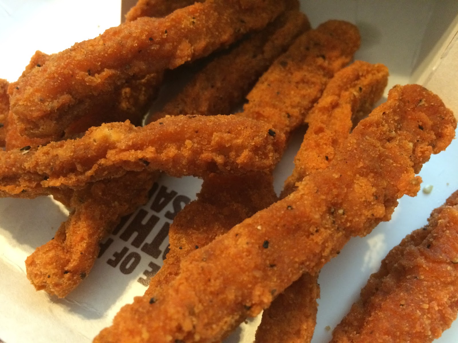 POUND EXCLAIM ! Burger King Buffalo Chicken Fries Review