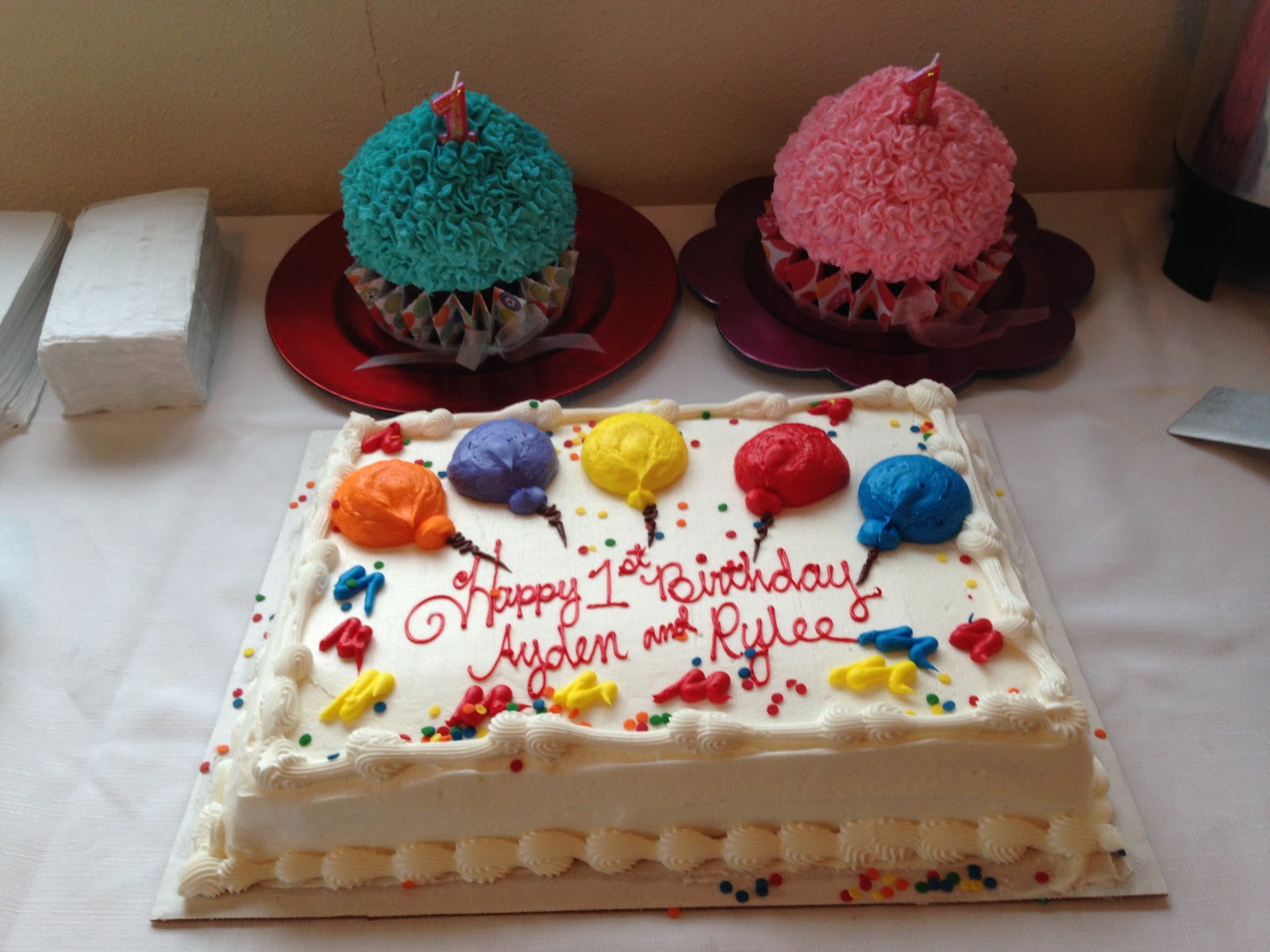 Old Lady and No Baby Birthday Party!