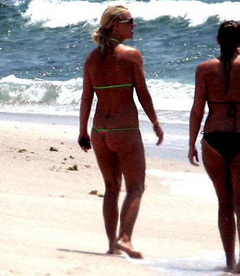 britney spears hot celebs in hot bikini beach