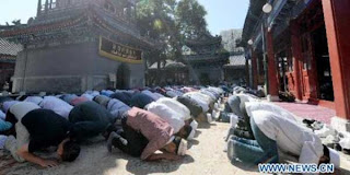China Larang Umat Muslim Beribadah Selama Ramadhan [ www.BlogApaAja.com ]