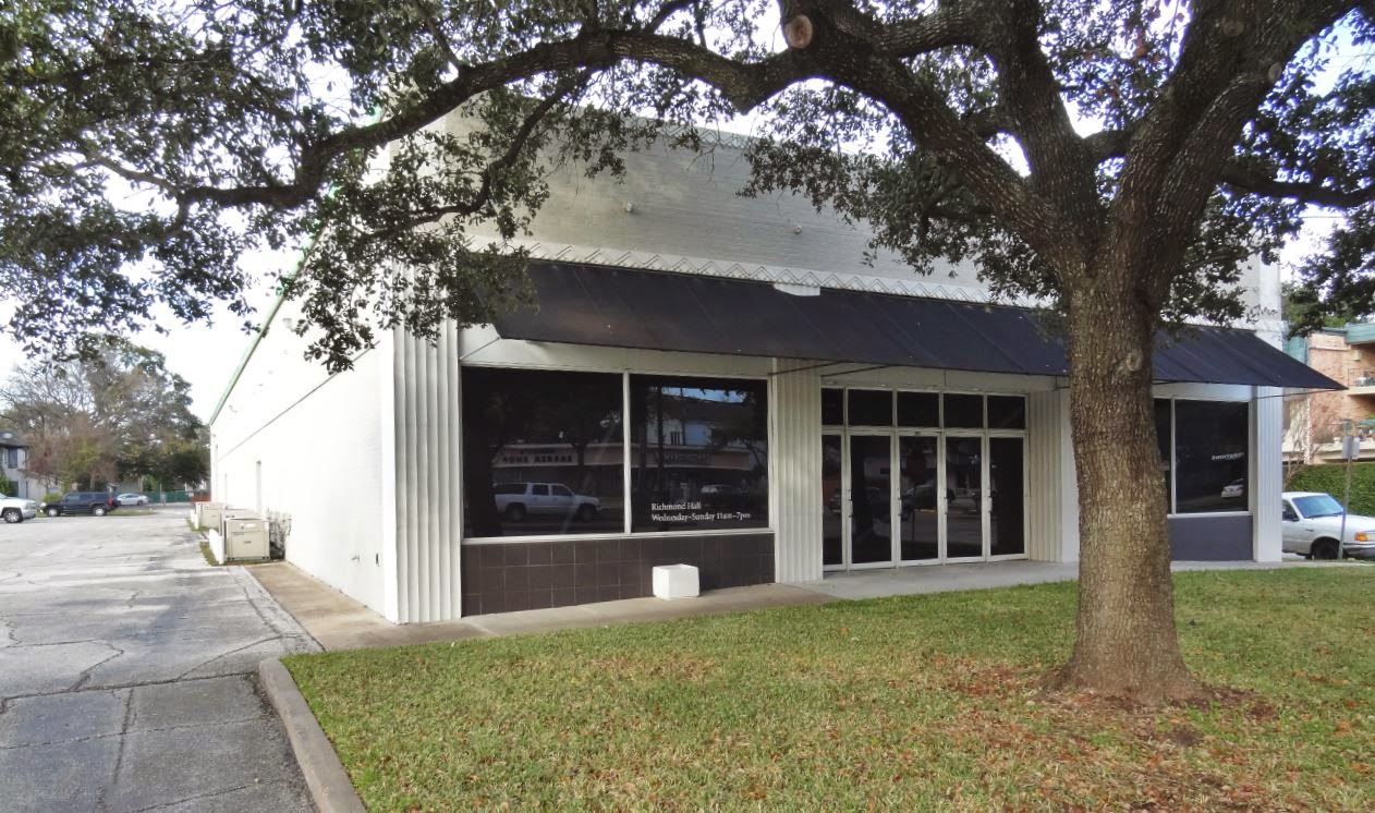 Houston Streetwise At Richmond And Loretto Drive In Montrose Photos