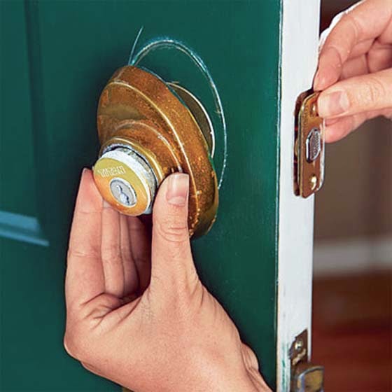 remove a house door handle