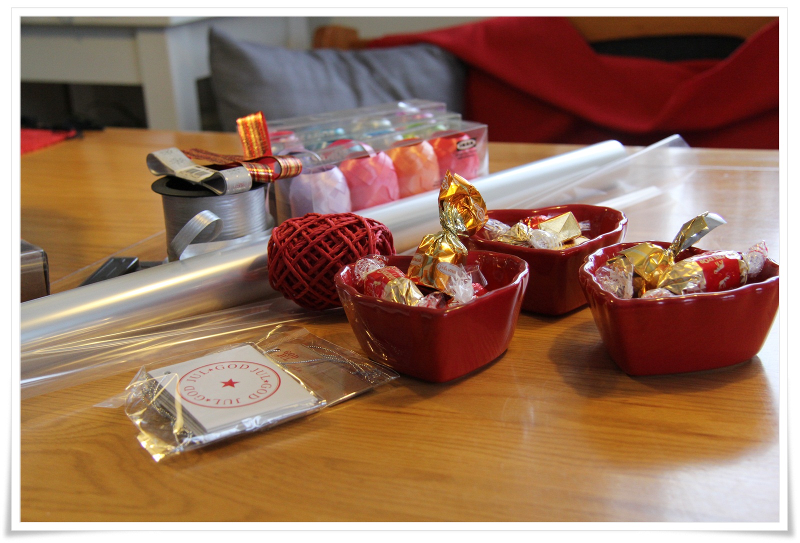 Familjen R på fjället Julklapp till dagisfröknarna.