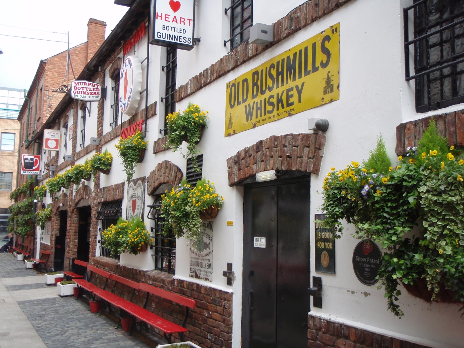 Aerohaveno Pubs of Belfast 2