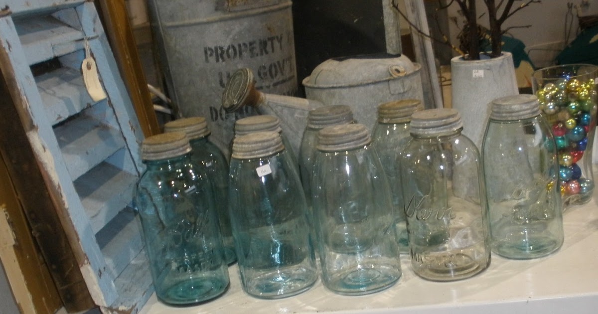 JOYWORKS Blue Jars and Bulbs