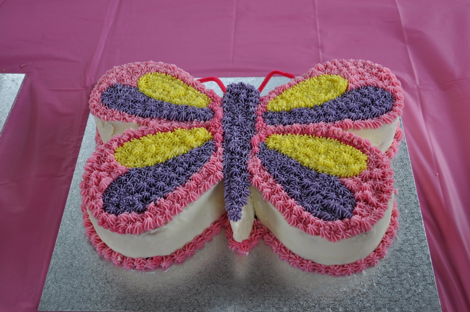 Cakes By Dezign