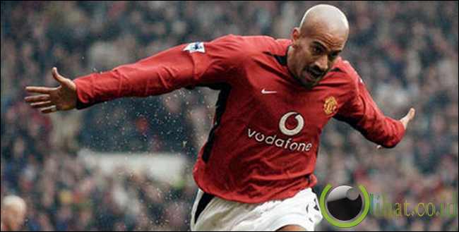 Juan Sebastian Veron (Manchester United ke Chelsea) Juan Sebastian Veron (Manchester United ke Chelsea)