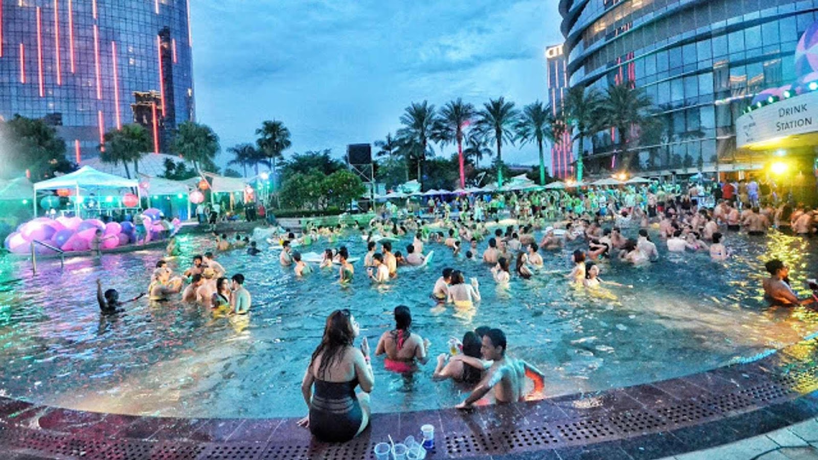 Pool partys mp4 images 38