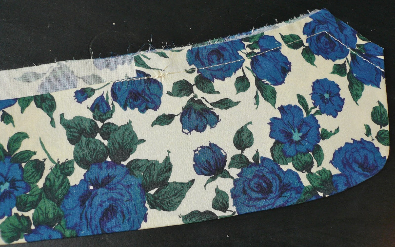 Handmade Jane Tutorial attaching a collar and facings to a shirt dress