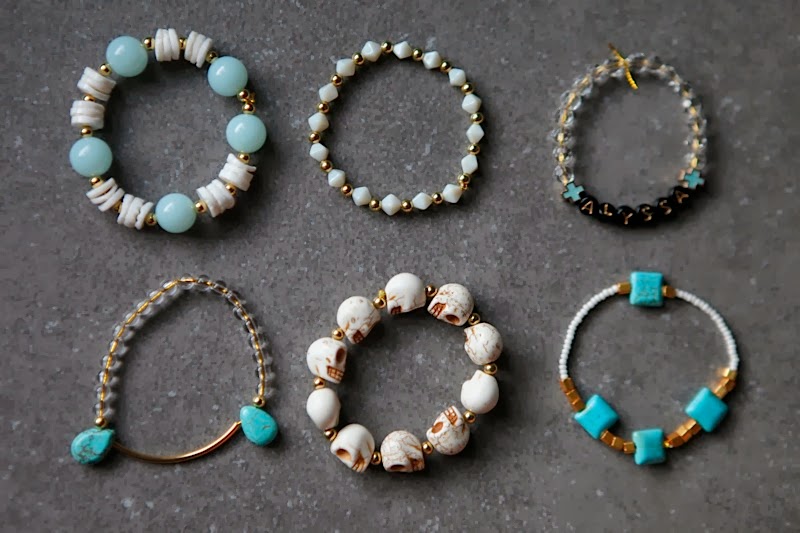 hello, whimsy. TUTORIAL ELASTIC STRETCH BRACELETS