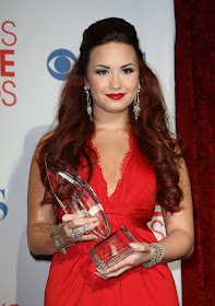 Long Hairstyles 2013 Demi Lovato Long Wavy Red Hairstyles