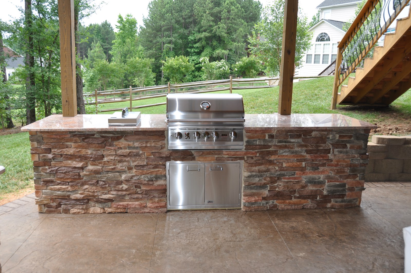 Vista Outdoor Living