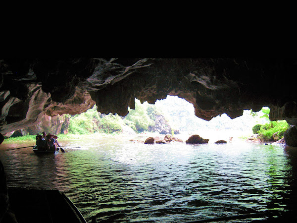 Interior de las cuevas de Tam Coc