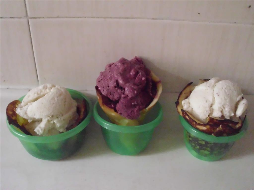 The DoItYourself Mom DIY Ice Cream Cones Making Ice Cream Cones