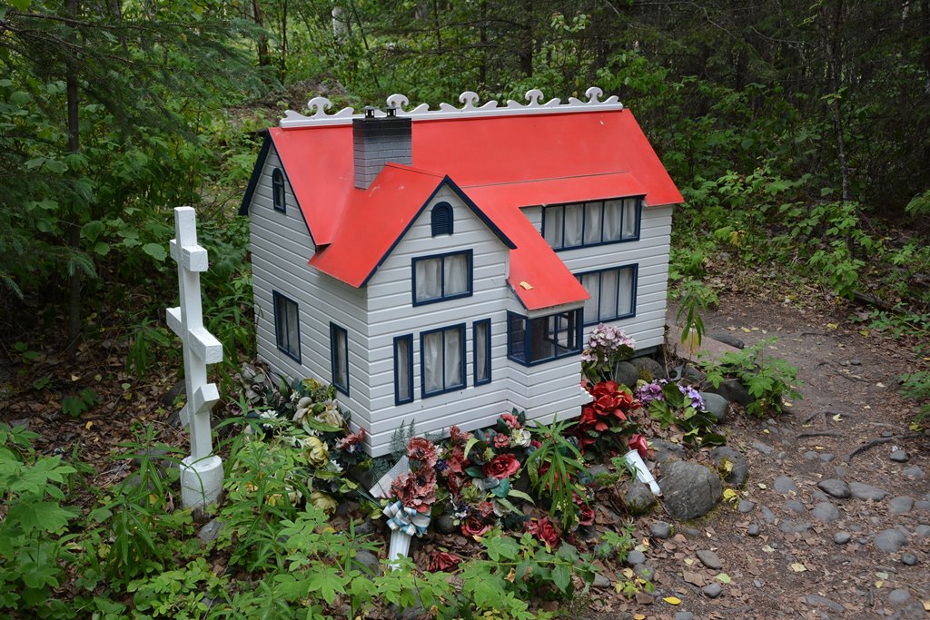 Travels Ballroom Dancing Amusement Parks Spirit Houses of the