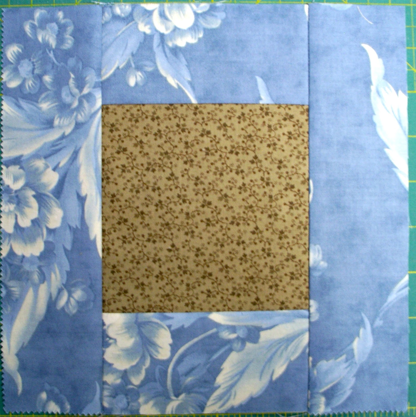 Linda's Quiltmania Blueberry Crumb Cake