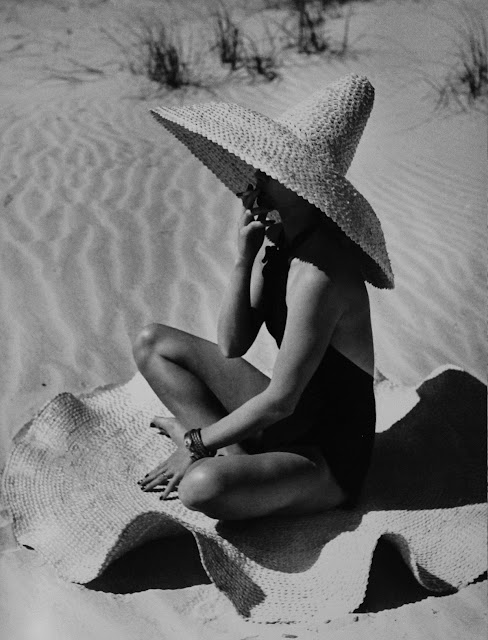Fernand Fonssagrives Photography, Mexican Extravaganza, 1949, Lisa Fonssagrives