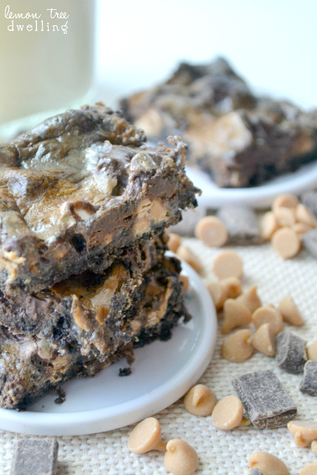 Peanut Butter Oreo Mud Bars