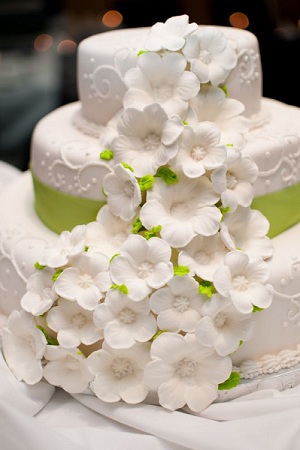 Cascading Flowers Cake