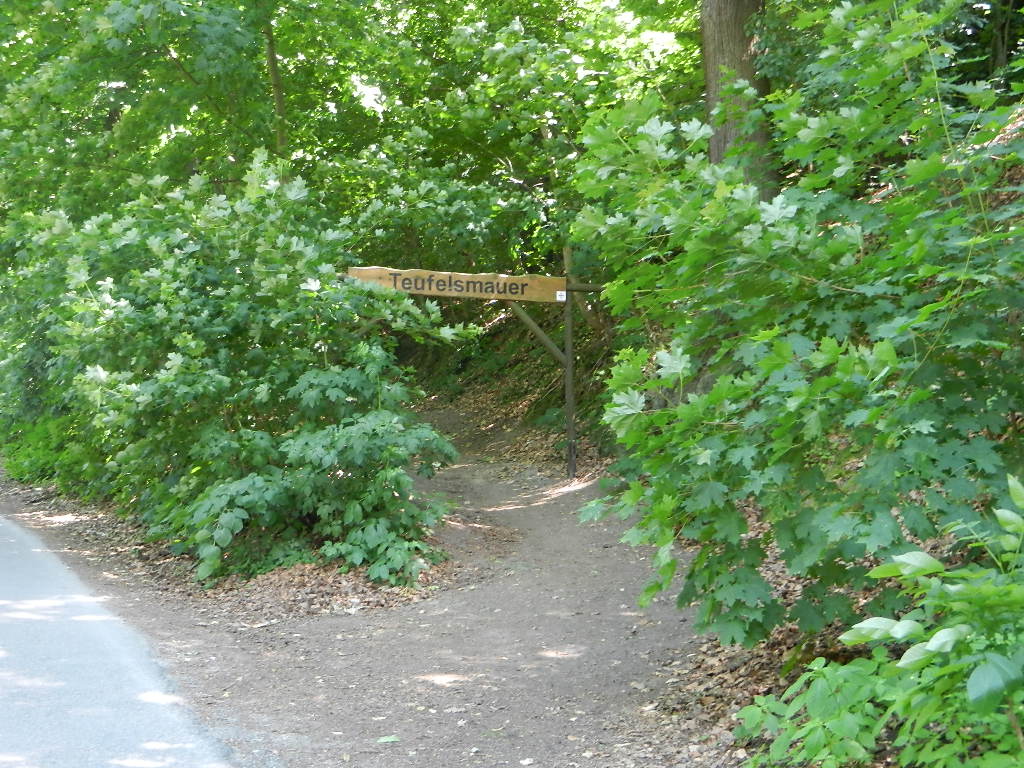 Pamelopee Mit Kindern Unterwegs In Deutschland Sandstein Hohlen